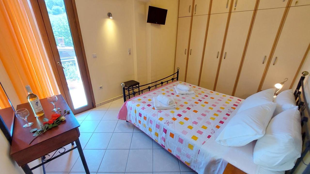Euryclea Apartments Perachori Exterior foto